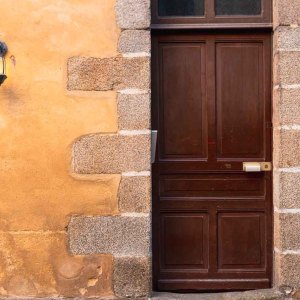single door