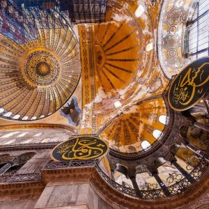 Le-plafond-de-Hagia-Sophia